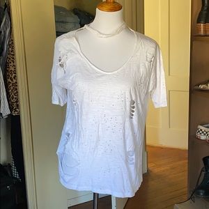 Promesa Size L distressed t shirt